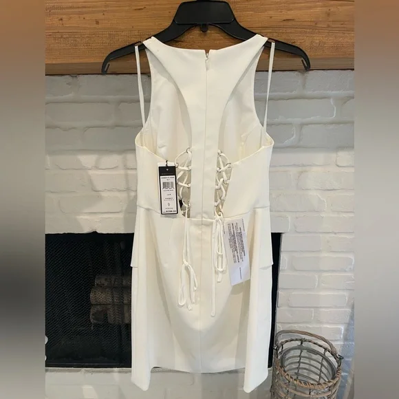 BCBG Ely halter dress off white with lace up back - Picture 4 of 5